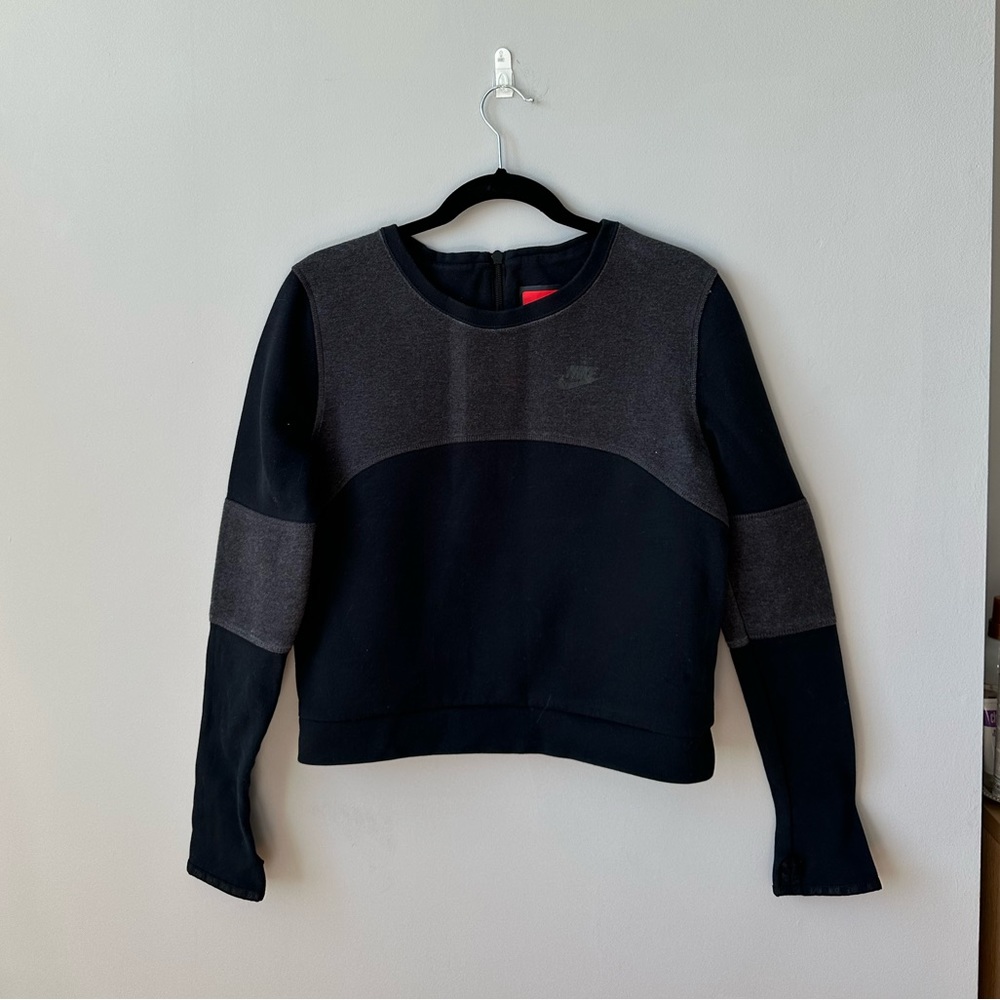 Nike Sweatshirt 🖤